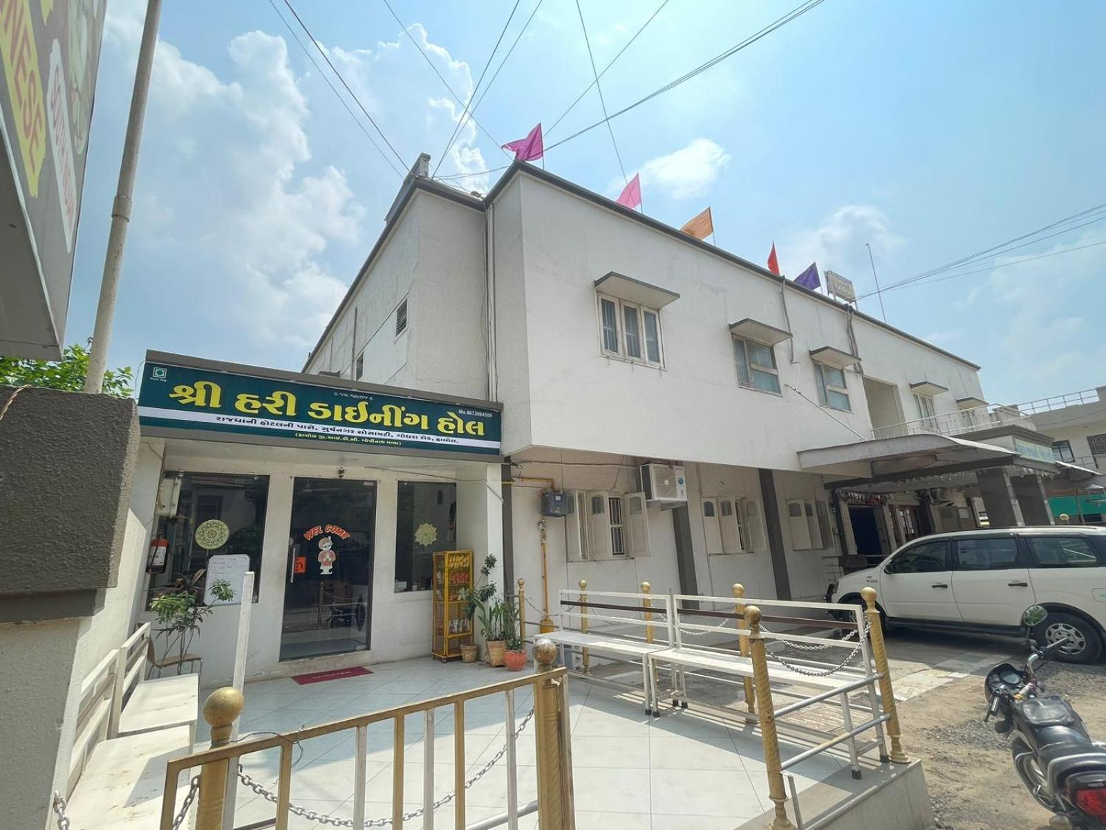 Hotel Rajdhani And Guest House Gujarat - Best Family Hotel In Halol Near Pavagadh And Halol Gidc Exterior photo