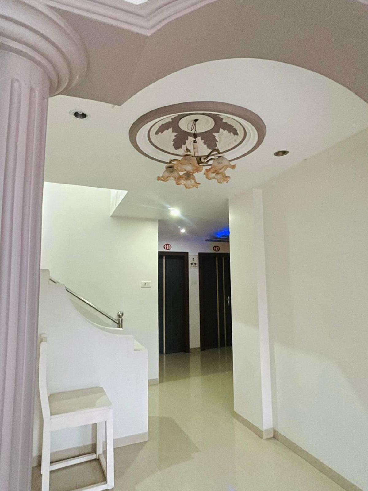 Hotel Rajdhani And Guest House Gujarat - Best Family Hotel In Halol Near Pavagadh And Halol Gidc Exterior photo